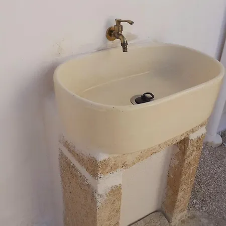 Bianca Lamia Konukevi Ostuni