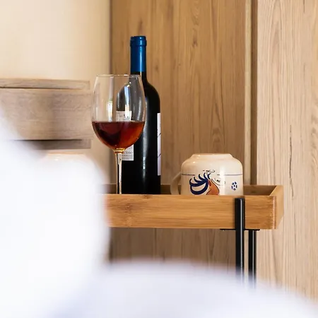 Konukevi Bianca Lamia 3*