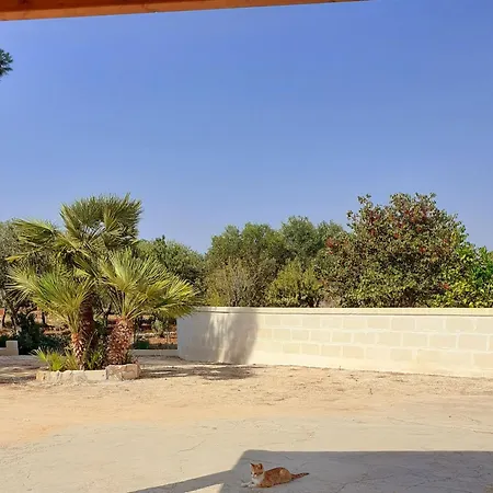 Konukevi Bianca Lamia 3*