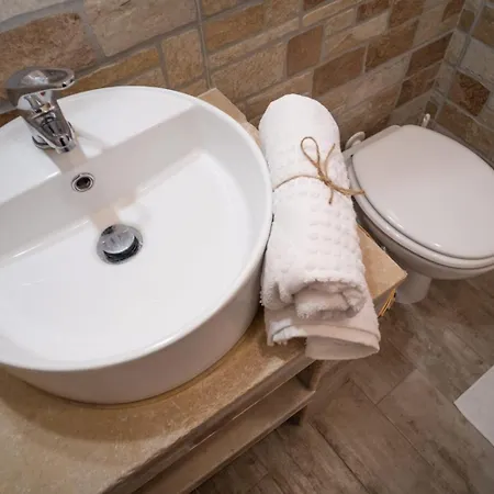 Konukevi Bianca Lamia